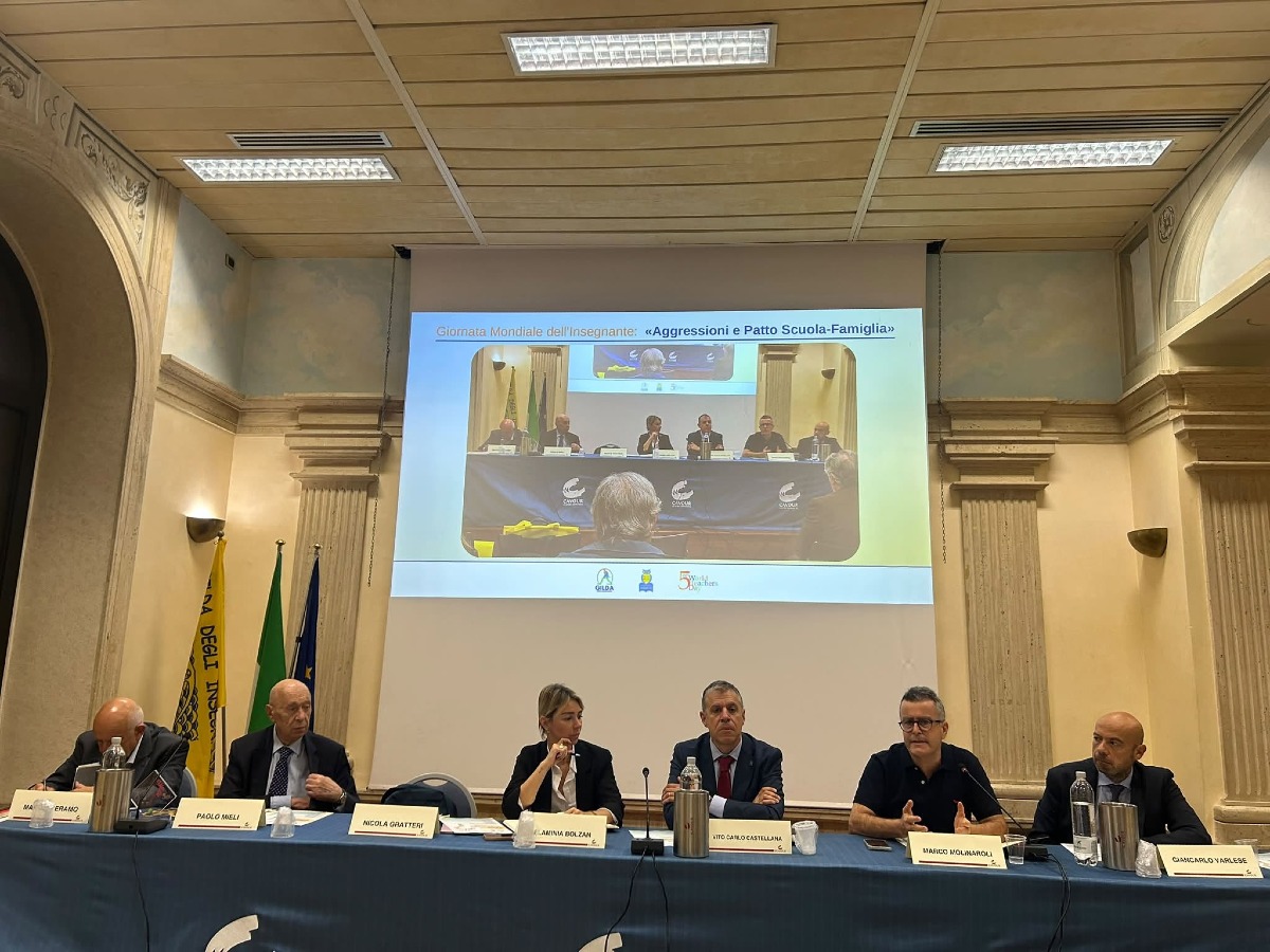 Scuola, Giornata mondiale dell’insegnante: il convegno della Gilda per restituire dignità intellettuale alla professione docente - 