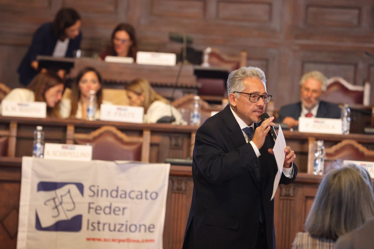 Vincenzo Scarpellino: distinguere l'aggressività dalla violenza - Vincenzo Scarpellino: distinguere l'aggressività dalla violenza (foto di Mimmo Fontanella)