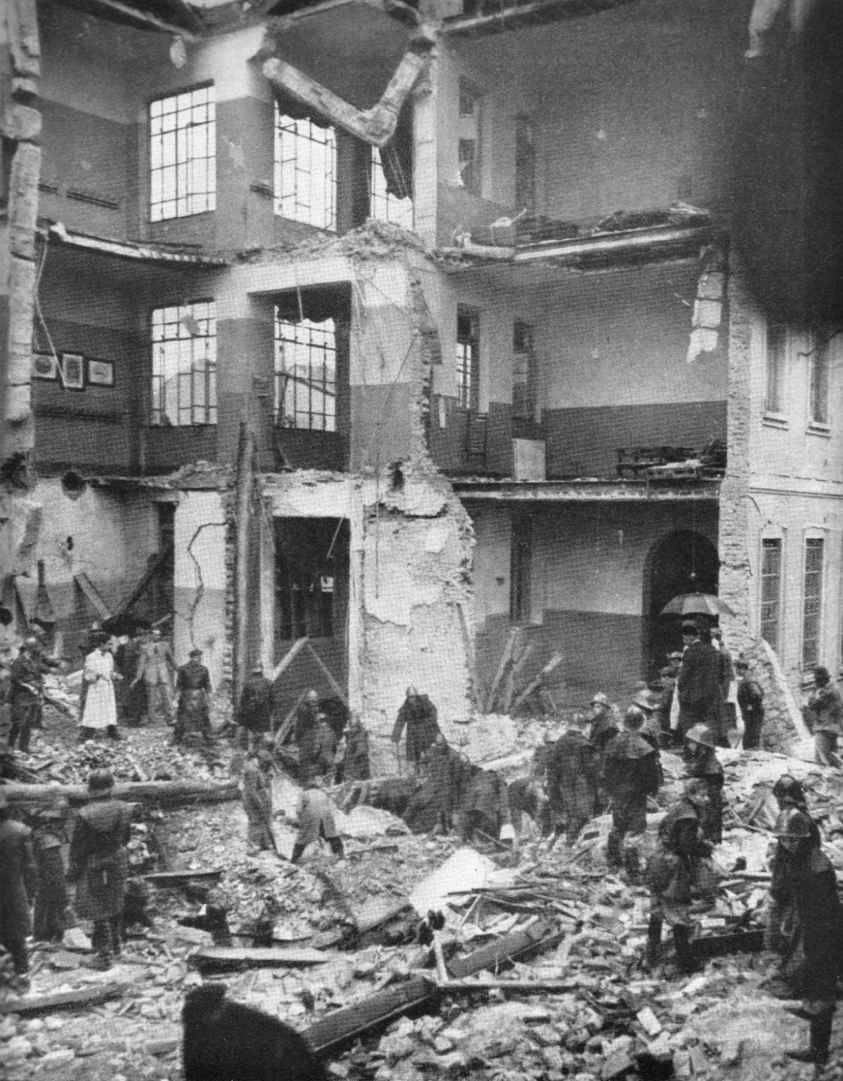 Quando a sbagliare sono i “buoni”: il bombardamento di Gorla (Milano) - 