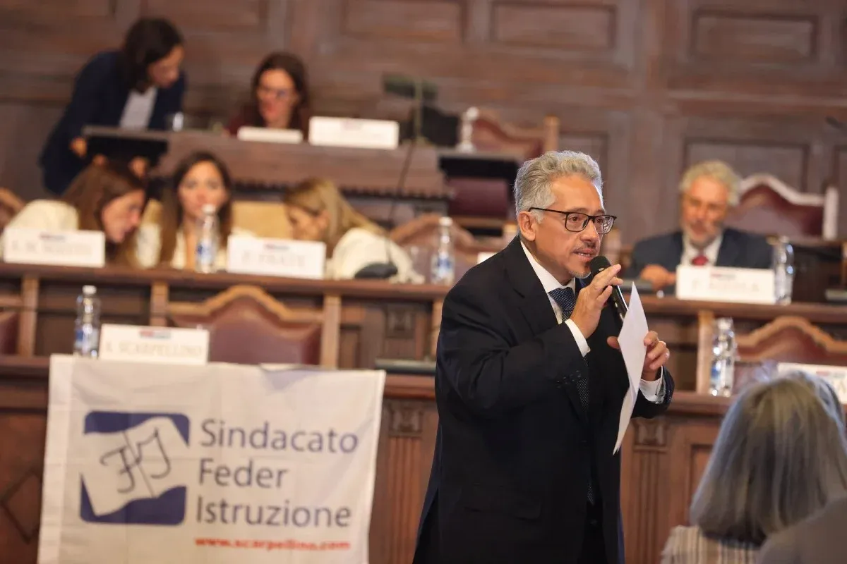 Vincenzo Scarpellino: distinguere l'aggressività dalla violenza (foto di Mimmo Fontanella)